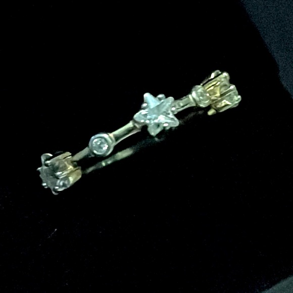 Isabella M 14KGP over 925 Sterling Silver CZ Stars Ring - Picture 3 of 5